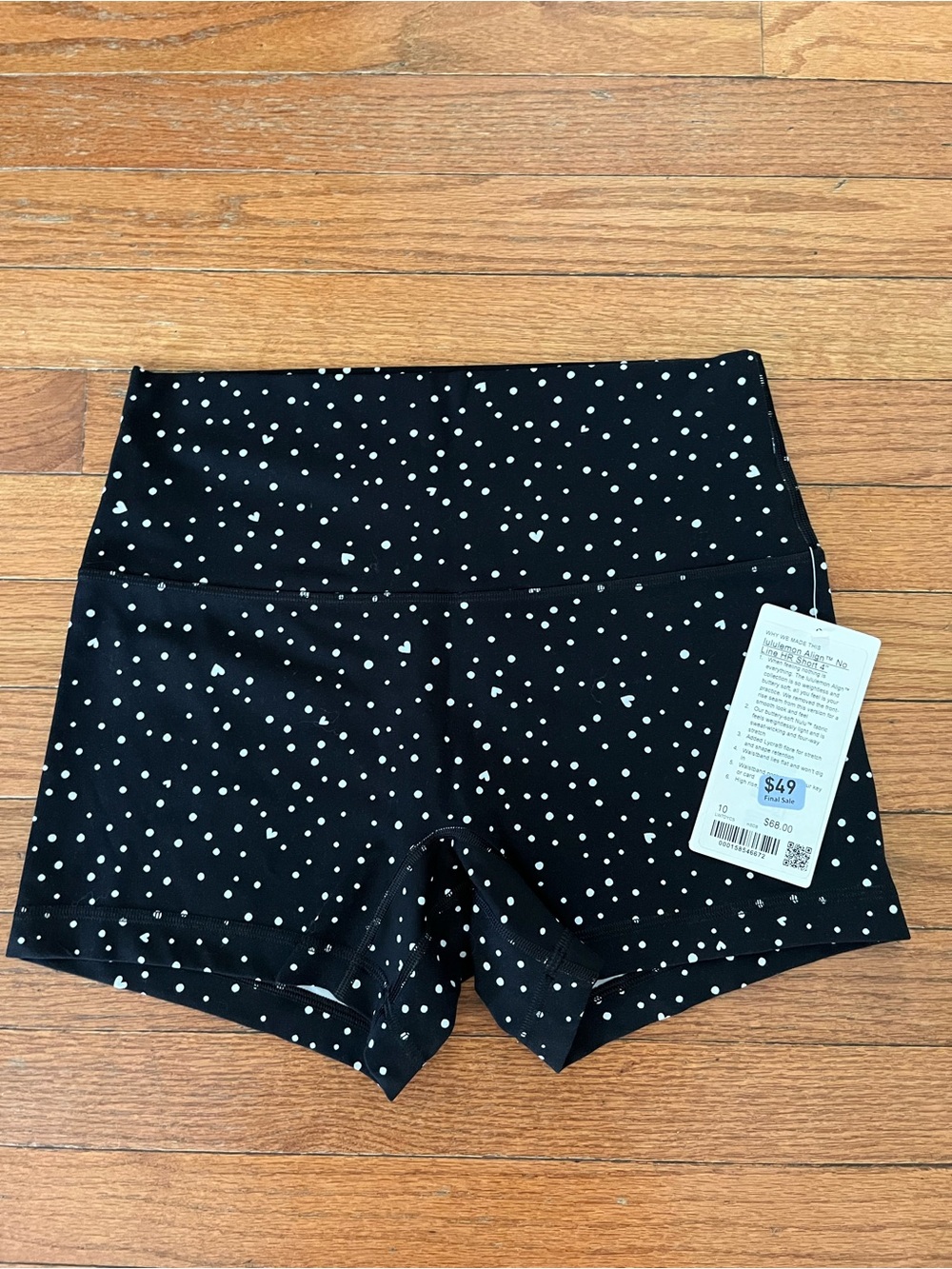 Lululemon valentines align shorts size 10